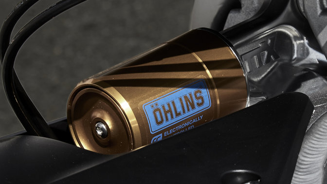 Detailn&yacute; z&aacute;ber na tlmič Smart-EC.