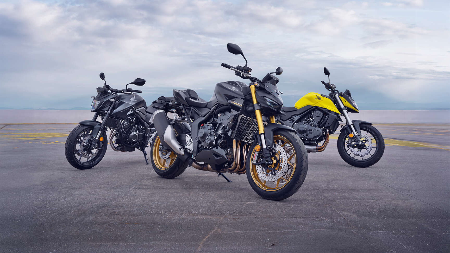 Motocykel CBR1000RR bočný pohľad na exteriér s jazdcom